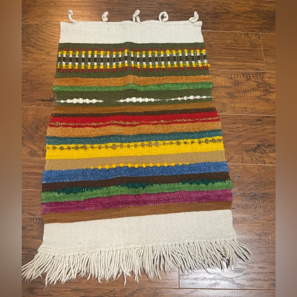 Handmade colorful wovenn certain so beautiful and new or best offer - Picture 1 of 6